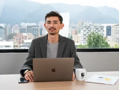 Estudiante de economia virtual