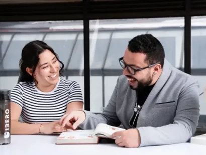 Profesional con especialización en Gerencia de la Calidad en Salud Virtual