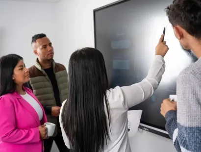 Estudiantes de marketing y negocios internacionales