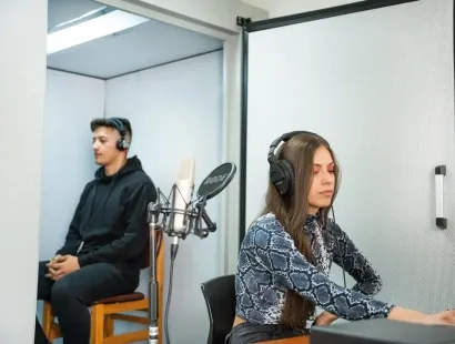 Estudio de grabación para estudiantes de comunicación