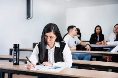 Estudiante de psicología virtual